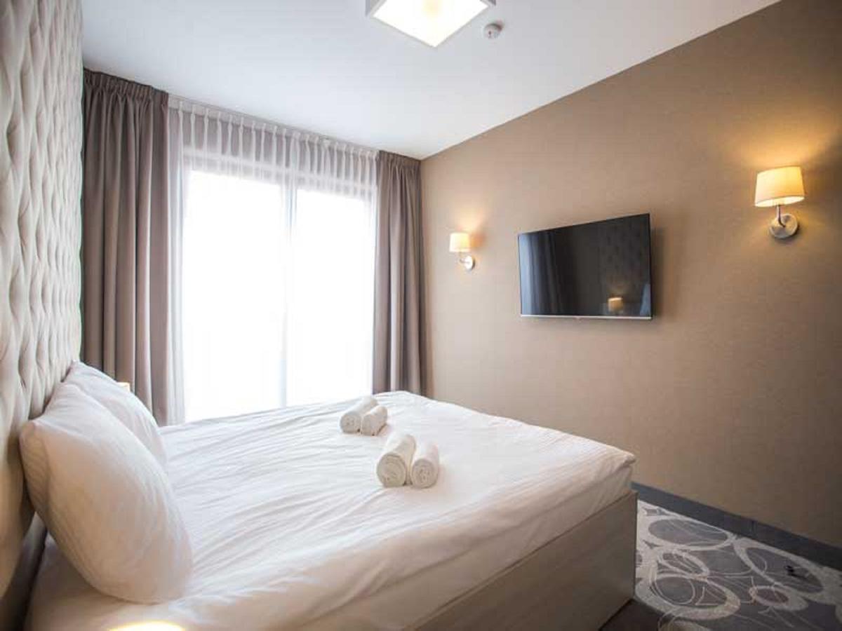 Hotel Rondo Wabrzezno Exterior photo