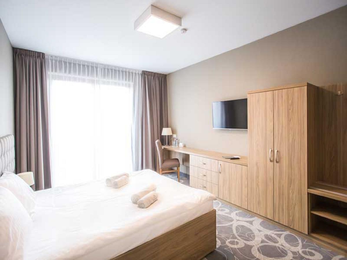 Hotel Rondo Wabrzezno Exterior photo